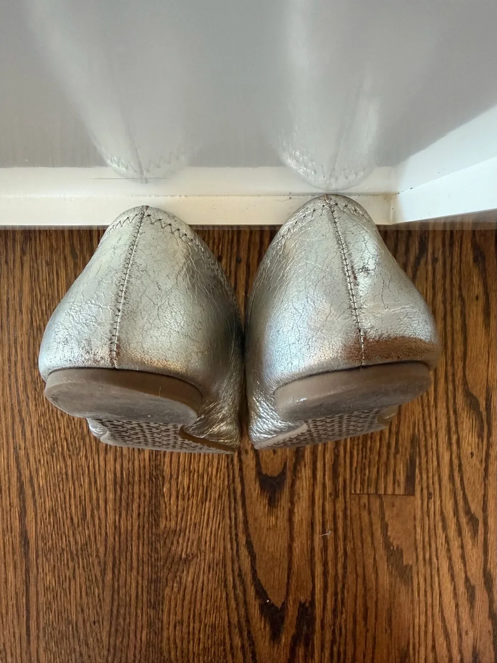 Tory Burch Silver Leather Logo Ballet Flats